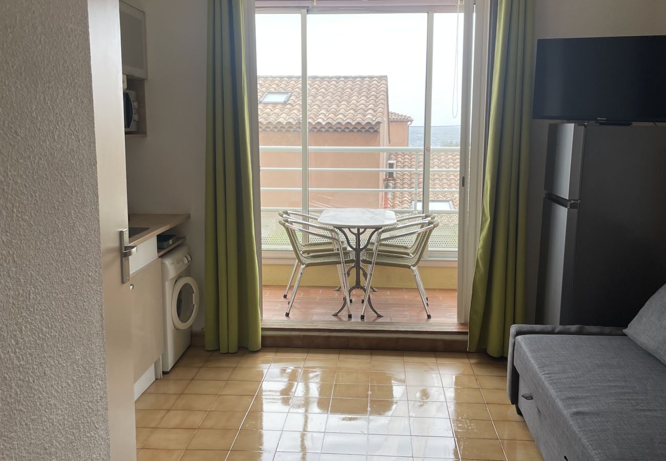Studio in Martigues - STUDIO IN A FISHING VILLAGE
