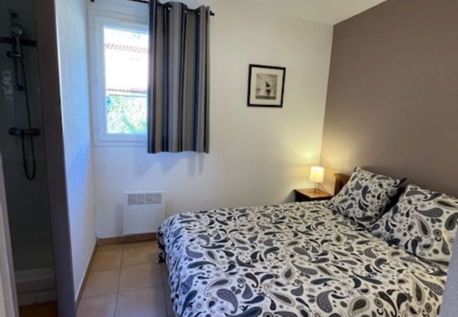 Apartment in Martigues - Carro, proche de la mer, appartement 2 chambres Apartment in Martigues - Carro, proche de la mer, appartement 2 chambres