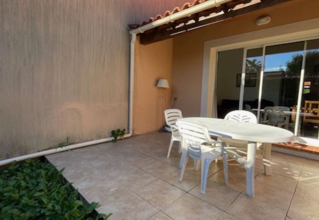 Apartment in Martigues - Carro, proche de la mer, appartement 2 chambres Apartment in Martigues - Carro, proche de la mer, appartement 2 chambres