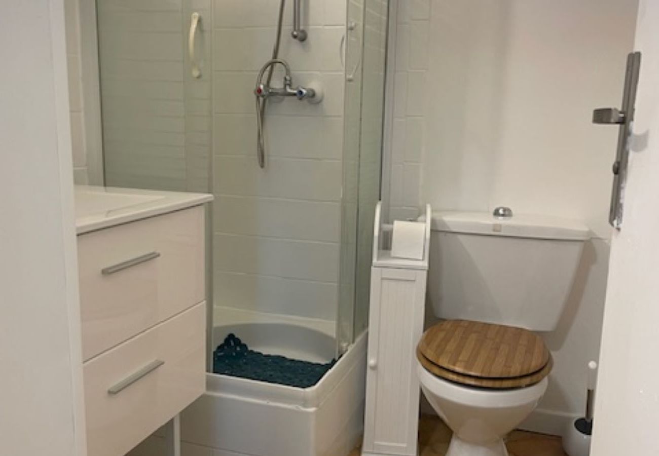 Apartment in Martigues - Carro appart 1 bedroom