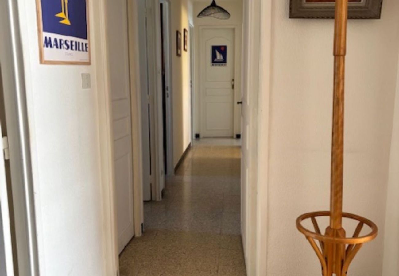Apartment in Martigues - Flat in Martigues