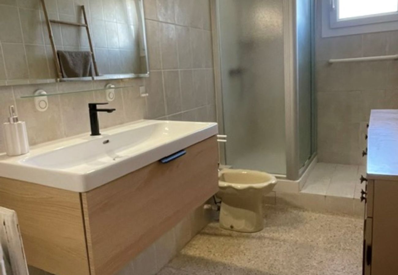Apartment in Martigues - Grand appartement à Martigues