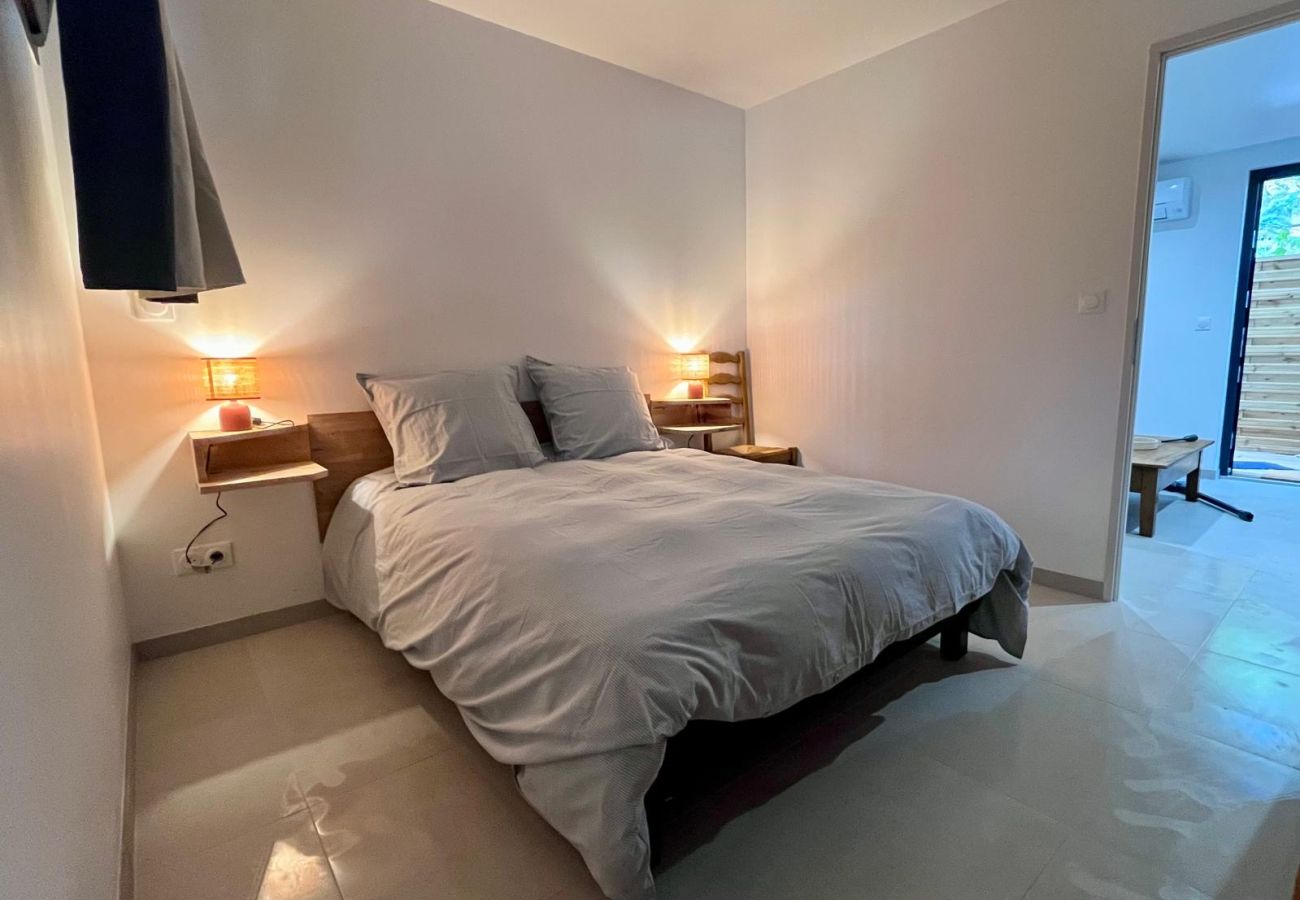 Apartment in Martigues - Martigues centre logement neuf avec parking