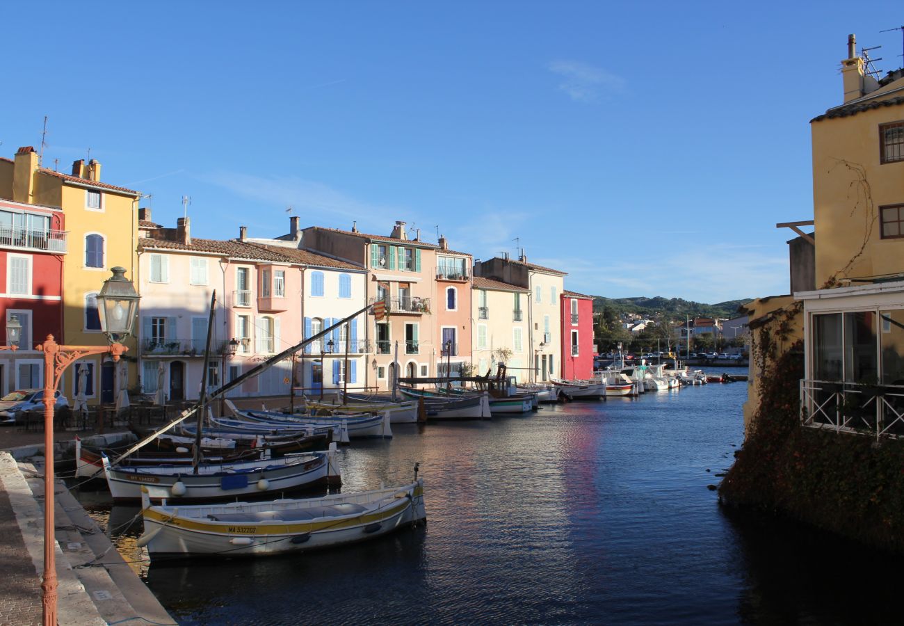 Studio à Martigues - STUDIO AU CENTRE VILLE DE MARTIGUES